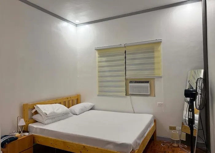 Staycation Near Moa In Pinas Manila